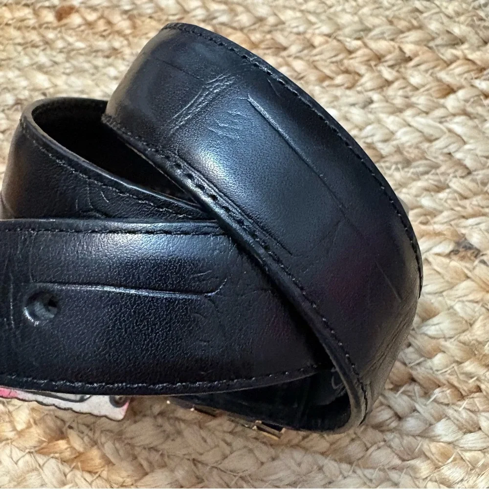 Brighton Women’s Black Embossed Belt Size ML /32 Excellent Used Condition!